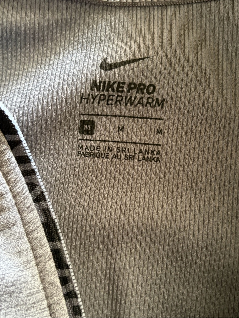 Nike Pro Hyperwarm Half-Zip Women's Training Shirt Size M - Picture 5 of 7